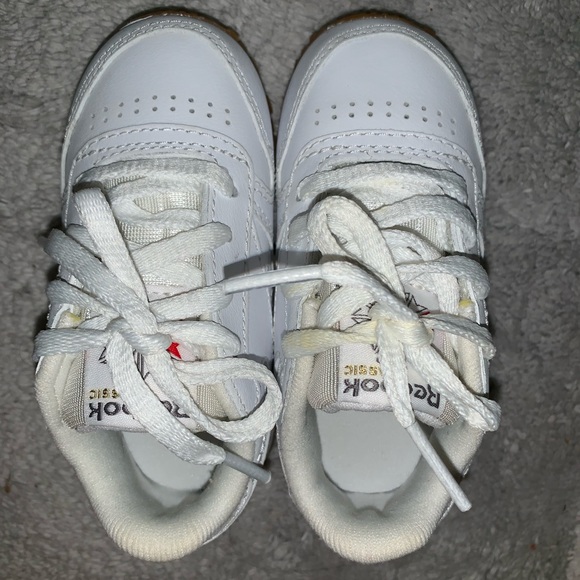 Kids Reebok Classics - Picture 5 of 6